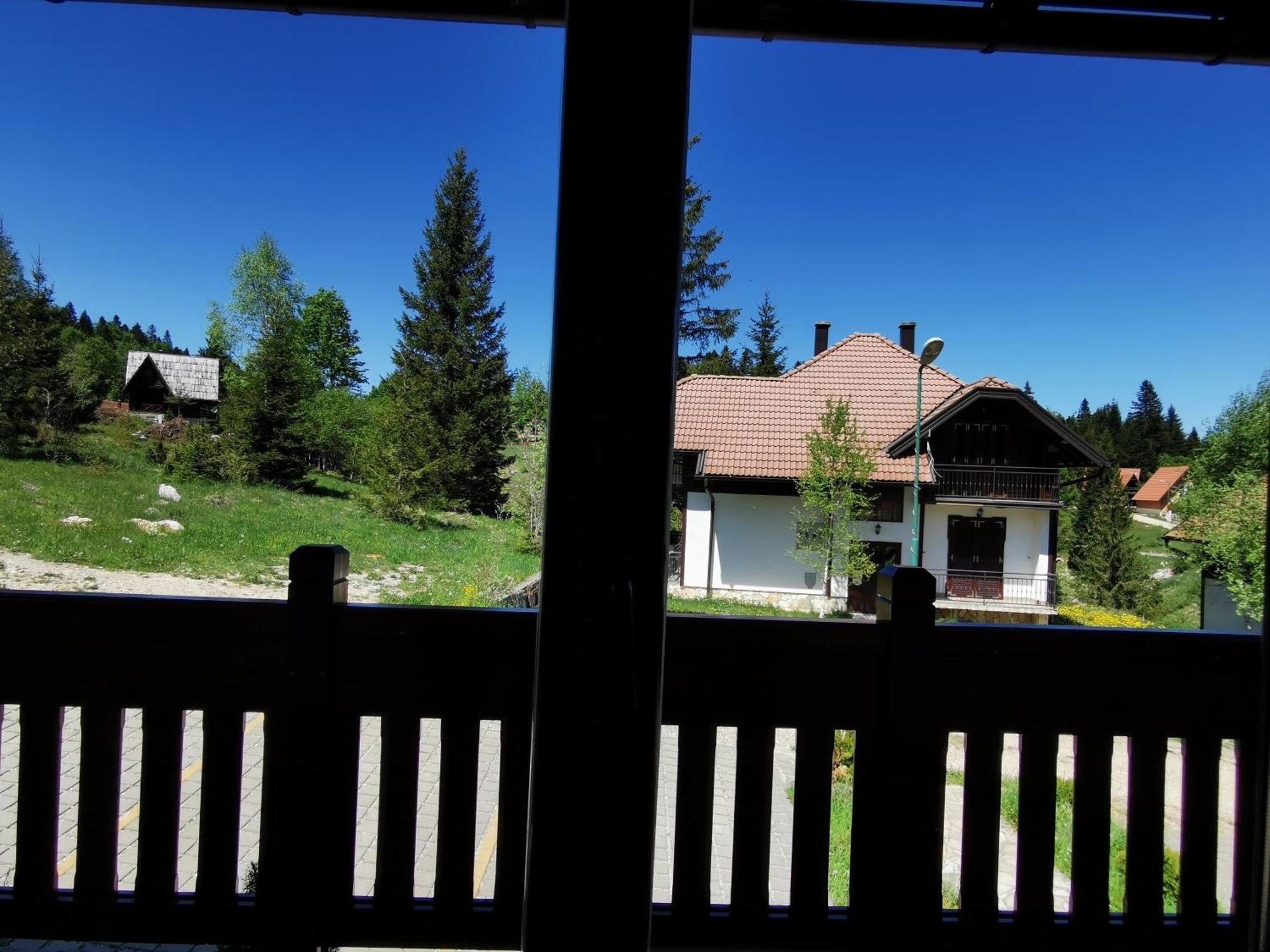 Apartmani Suncani Breg Tara Mitrovac Værelse billede