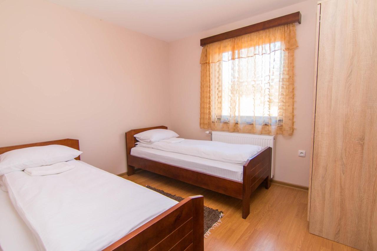 Apartmani Suncani Breg Tara Mitrovac Eksteriør billede